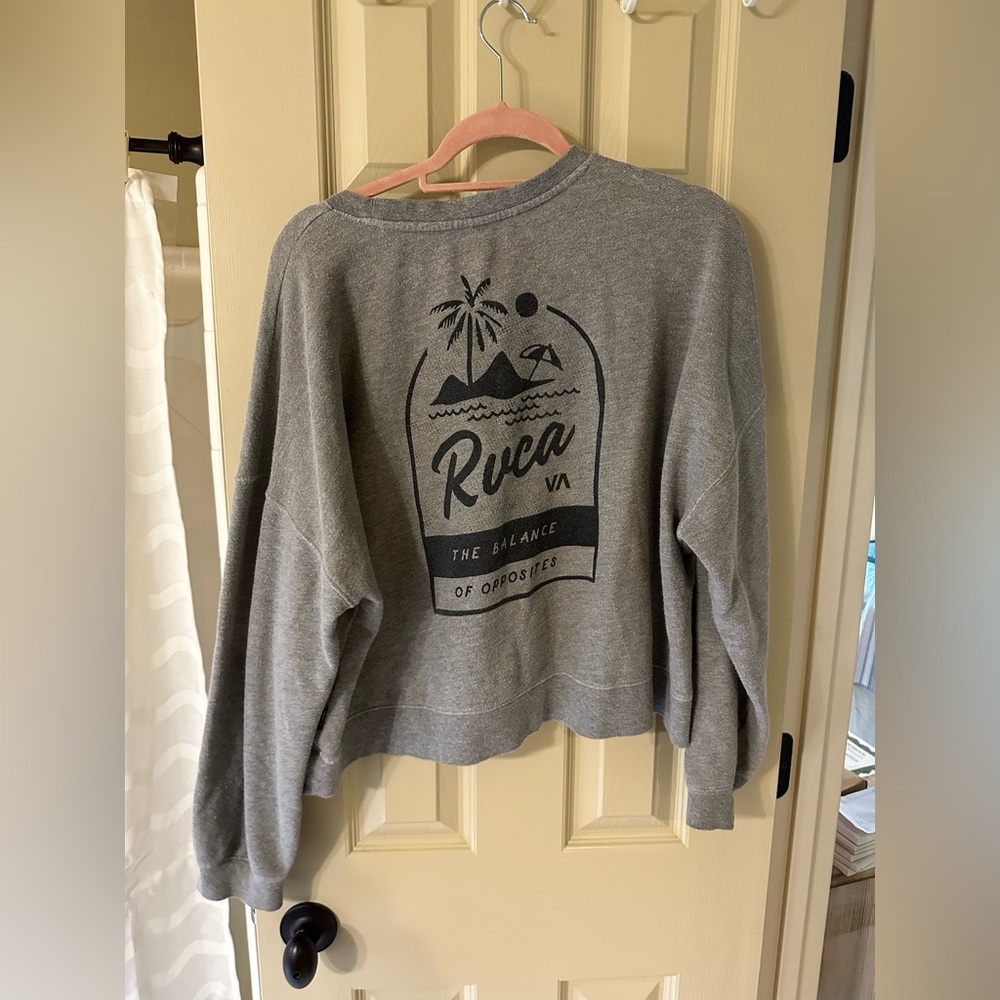 RCVA The Balance of Opposites Cropped Crewneck - Picture 3 of 4